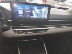 Geely Emgrand 4th Generation 1.5L CVT Flagship - ფოტო 9