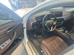 BMW 5 Series Facelift 530Li Leading Edition Luxury Package - ფოტო 16