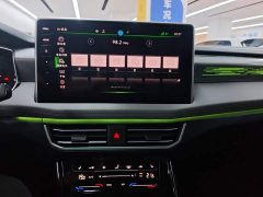 Volkswagen Taos 380TSI AWD R-Line High Performance Edition - ფოტო 13