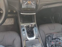 Changan Oushan Cosey Pro 1.5T Manual Elite 7-Seater - ფოტო 14
