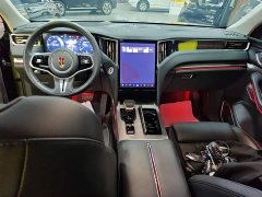 FAW Red Flag HS7 PHEV 2.0T PHEV AWD Flagship Edition 6-Seater - ფოტო 10