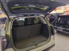 FAW Red Flag HS7 PHEV 2.0T PHEV AWD Flagship Edition 6-Seater - ფოტო 19