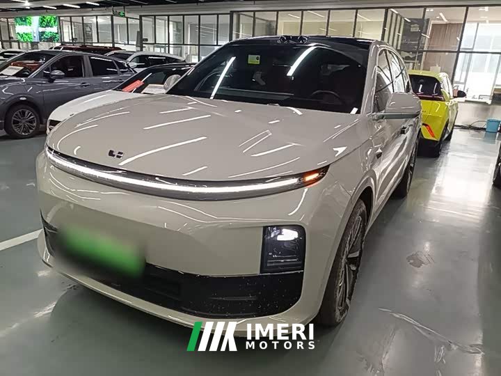 Li Auto L6 Max - ავტომობილი ჩინეთიდან