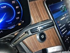 Mercedes-Benz EQE SUV 500 4MATIC Luxury - ფოტო 19