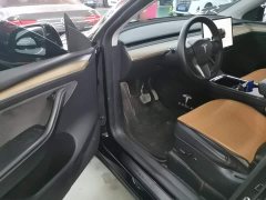Tesla Model Y 2022 Facelift Rear-Wheel Drive - ფოტო 16