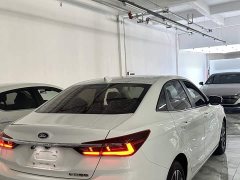 Ford Fiesta 2021 1.5L Automatic Diamond Edition - ფოტო 8