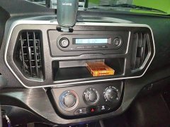Changan Ruixing EM80 Passenger Comfort 6-Seater 300km Rear-Hinged Door - ფოტო 6