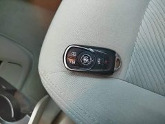 Buick GL8 Land Business Class Smart Edition - ფოტო 9