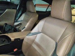 Lexus ES 200 Excellence Edition - ფოტო 8