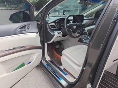 Buick GL8 Land Business Class 652T Comfort - ფოტო 14