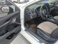 Toyota Camry 2.0G Luxury - ფოტო 14