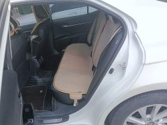 Toyota Camry 2.0G Luxury - ფოტო 15