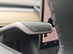 Tesla Model Y 2022 Facelift Long Range All-Wheel Drive - ფოტო 10