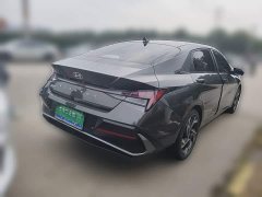 Hyundai Elantra 2023 1.5L CVT TOP Premier Edition - ფოტო 5