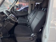 Iveco Daily 2023 2.5T A35M1 Short Wheelbase Low Roof Single Tire Side Sliding Door 5-9 Seater - ფოტო 19