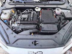 BYD Dolphin 06 DM-i Smart Drive Edition 80KM Luxury - ფოტო 11