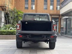 Jeep Gladiator 3.6L Overland - ფოტო 10