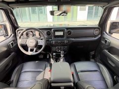Jeep Gladiator 3.6L Overland - ფოტო 13