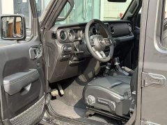 Jeep Gladiator 3.6L Overland - ფოტო 14