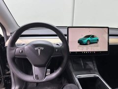 Tesla Model Y Rear-Wheel Drive - ფოტო 12