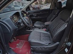 Mitsubishi Outlander 2019 2.4L AWD Premium 7-Seater China V Emission Standard - ფოტო 18