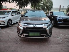 Mitsubishi Outlander 2019 2.4L AWD Premium 7-Seater China V Emission Standard - ფოტო 9