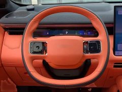 Lynk & Co Geely Lynk & Co 900 1.5T Ultra 6-Seater - ფოტო 7