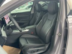 Volkswagen Passat 2025 Pro 380TSI Dragon Premium Edition - ფოტო 11
