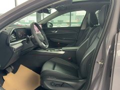 Volkswagen Passat 2025 Pro 380TSI Dragon Premium Edition - ფოტო 12