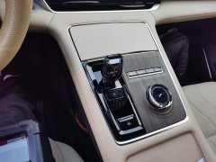 Geely Xingyue L Oriental Radiance 2.0TD Automatic AWD Moonlight Edition - ფოტო 10
