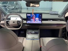 Geely Galaxy Xingyao 8 2025 60km EM-i Luxury Comfort Edition - ფოტო 7