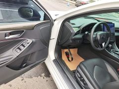 Toyota Avalon 2.0L Luxury Edition - ფოტო 12