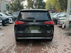 Toyota Sienna 2021 2.5L Hybrid Premium Edition - ფოტო 12