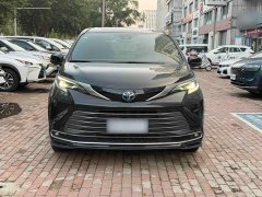 Toyota Sienna 2021 2.5L Hybrid Premium Edition - ფოტო 9