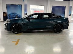 Ford Mondeo 1.5T E-Hybrid ST-Line - ფოტო 11
