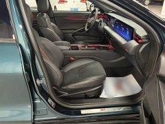 Ford Mondeo 1.5T E-Hybrid ST-Line - ფოტო 19