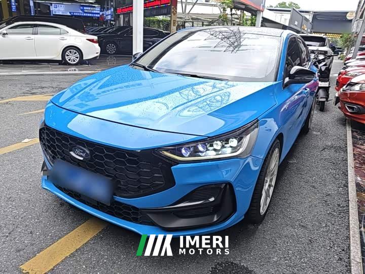 Ford Focus 2022 Hatchback EcoBoost 180 Automatic ST Line - ავტომობილი ჩინეთიდან