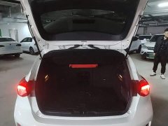 Ford Focus Hatchback EcoBoost 180 Automatic ST Line - ფოტო 10