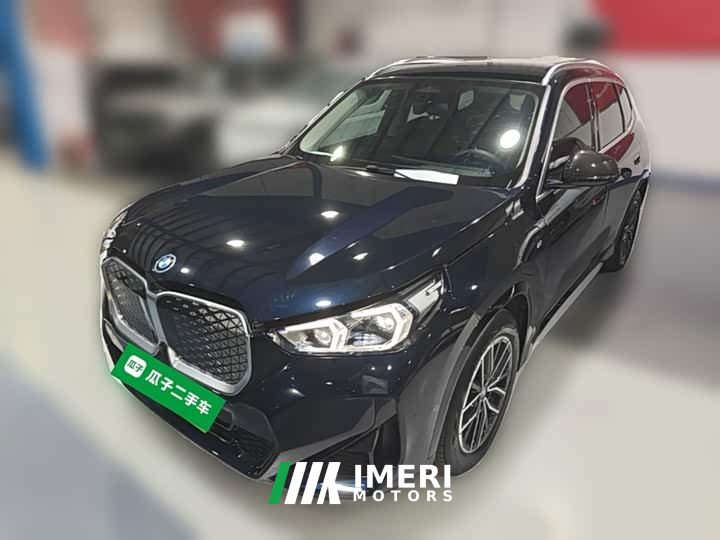 BMW iX1 eDrive25L M Sport Package