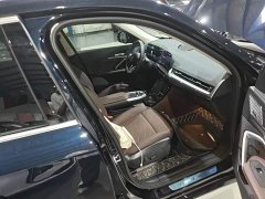 BMW iX1 eDrive25L M Sport Package - ფოტო 9