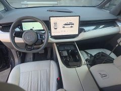Zeekr Geely Zeekr 009 2022 Facelift WE Edition - ფოტო 15