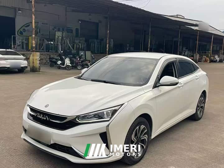 Dongfeng Yixuan 230T Automatic Shadow Knight Edition