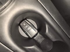 Toyota Corolla 2021 1.2T S-CVT Luxury - ფოტო 17