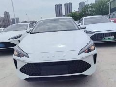 SAIC MG i5 1.5L CVT Luxury - ფოტო 3