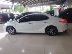 Toyota Camry 2023 Hybrid 2.5L HG Luxury - ფოტო 6