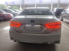 Toyota Camry 2023 Hybrid 2.5L HG Luxury - ფოტო 8
