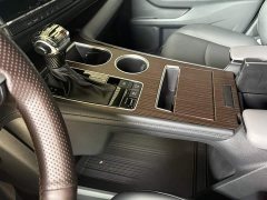 Toyota Gravia 2.5L Hybrid Luxury - ფოტო 10
