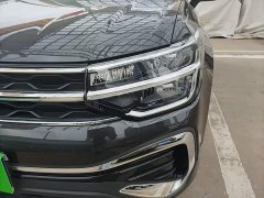Volkswagen Touareg 2023 300TSI Two-Wheel Drive Moonlight Edition - ფოტო 18