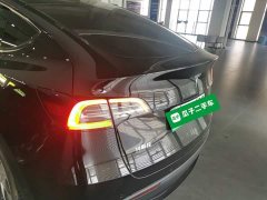 Tesla Model Y 2022 Facelift Rear-Wheel Drive - ფოტო 4