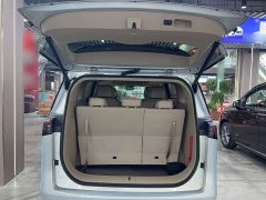 Buick GL8 New Energy Lusang Respect Edition - ფოტო 12